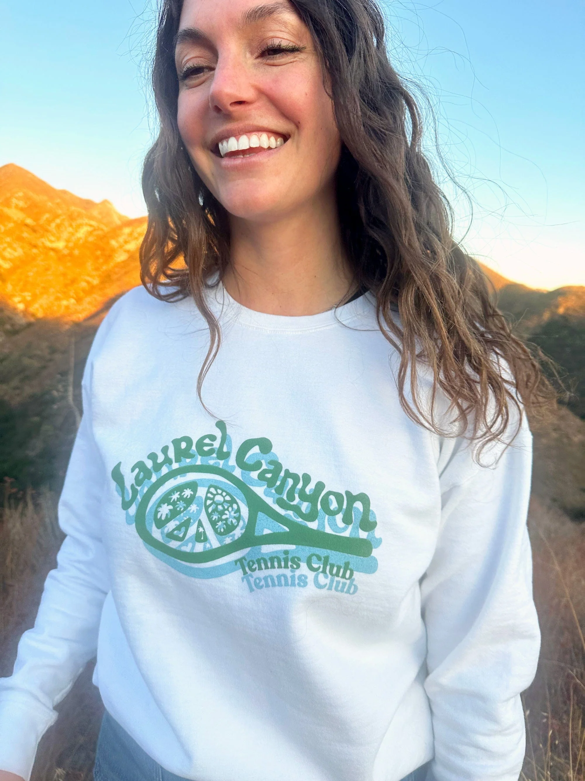 Unisex Laurel Canyon Tennis Club Crewneck Sweatshirt in White - Image 4