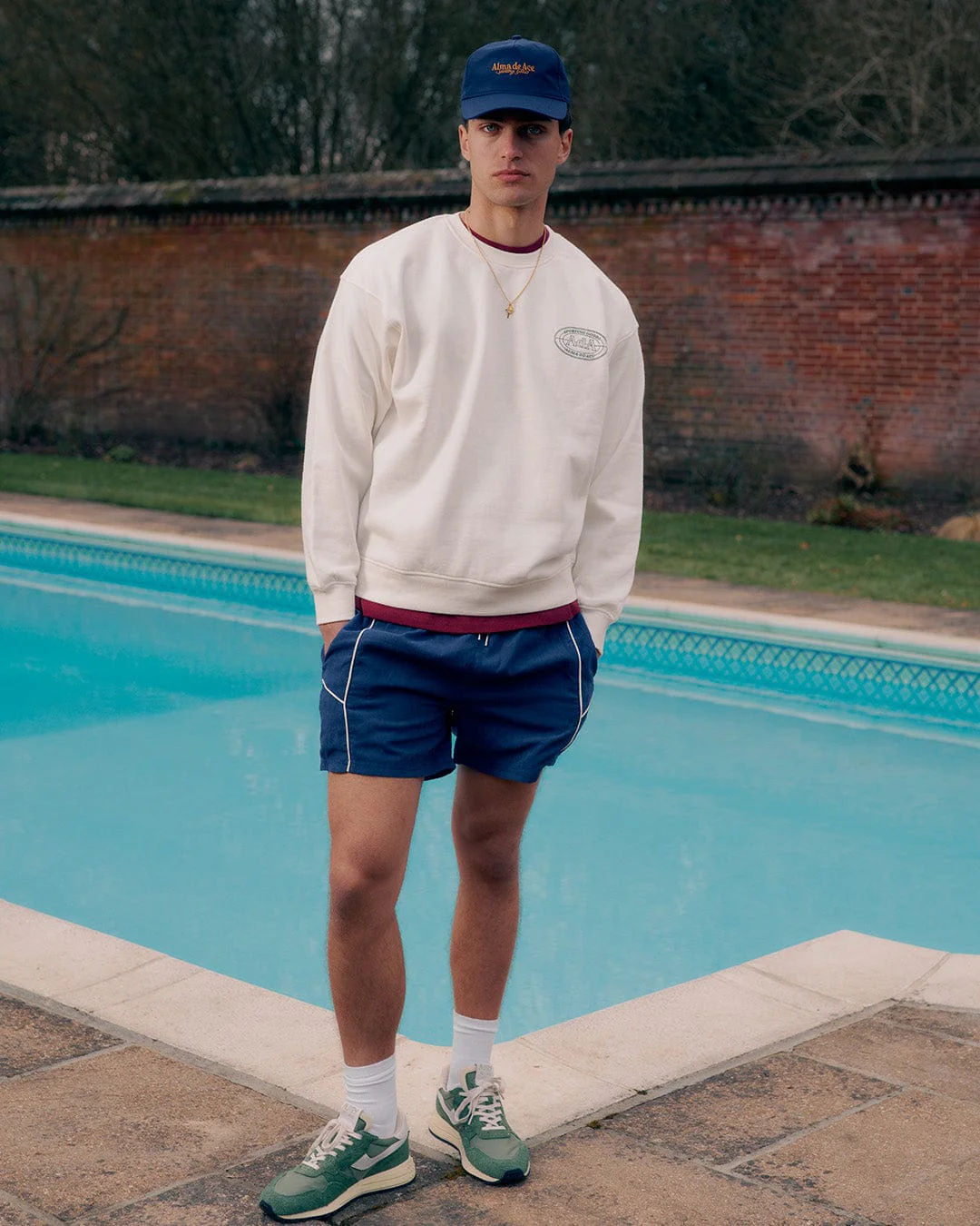Senta Graphic Sweatshirt | Cream - Image 3